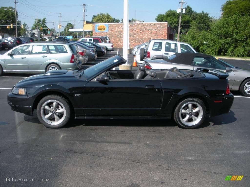 2002 Mustang GT Convertible - Black / Dark Charcoal photo #11