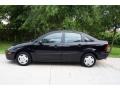 Pitch Black - Focus LX Sedan Photo No. 4