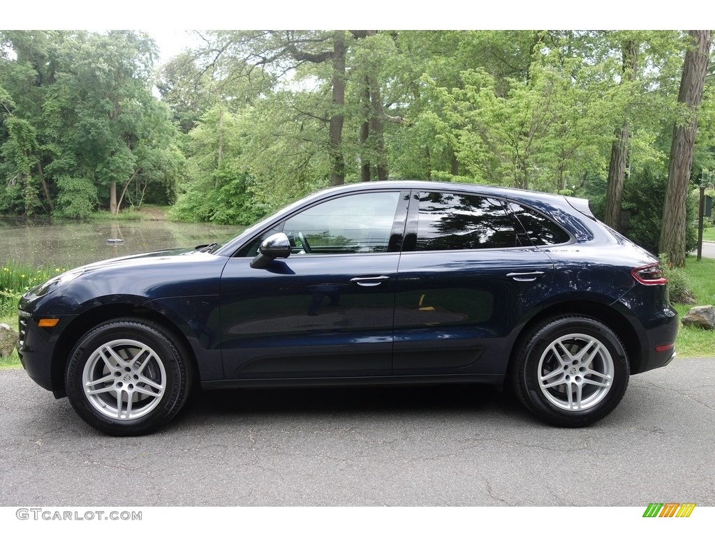 Night Blue Metallic 2018 Porsche Macan Standard Macan Model Exterior Photo #127607643