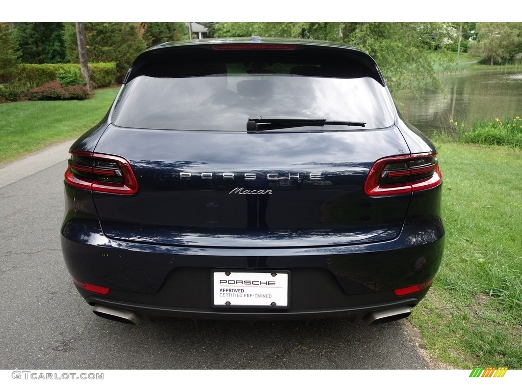 2018 Macan  - Night Blue Metallic / Black/Luxor Beige photo #5