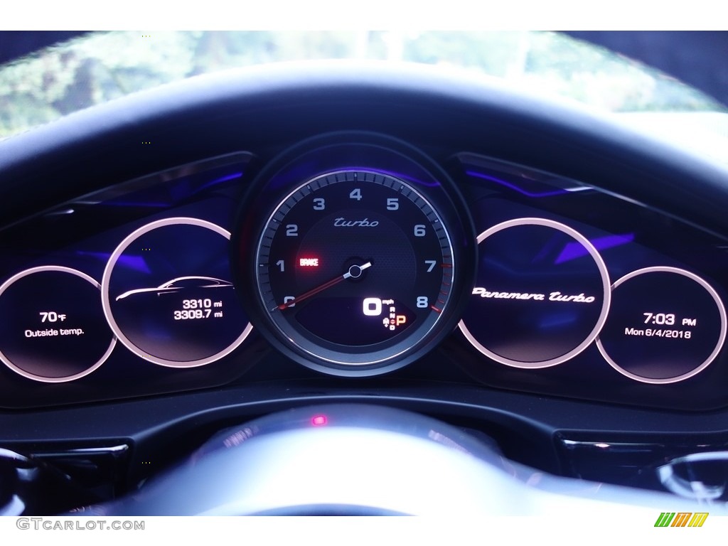 2018 Porsche Panamera Turbo Gauges Photos