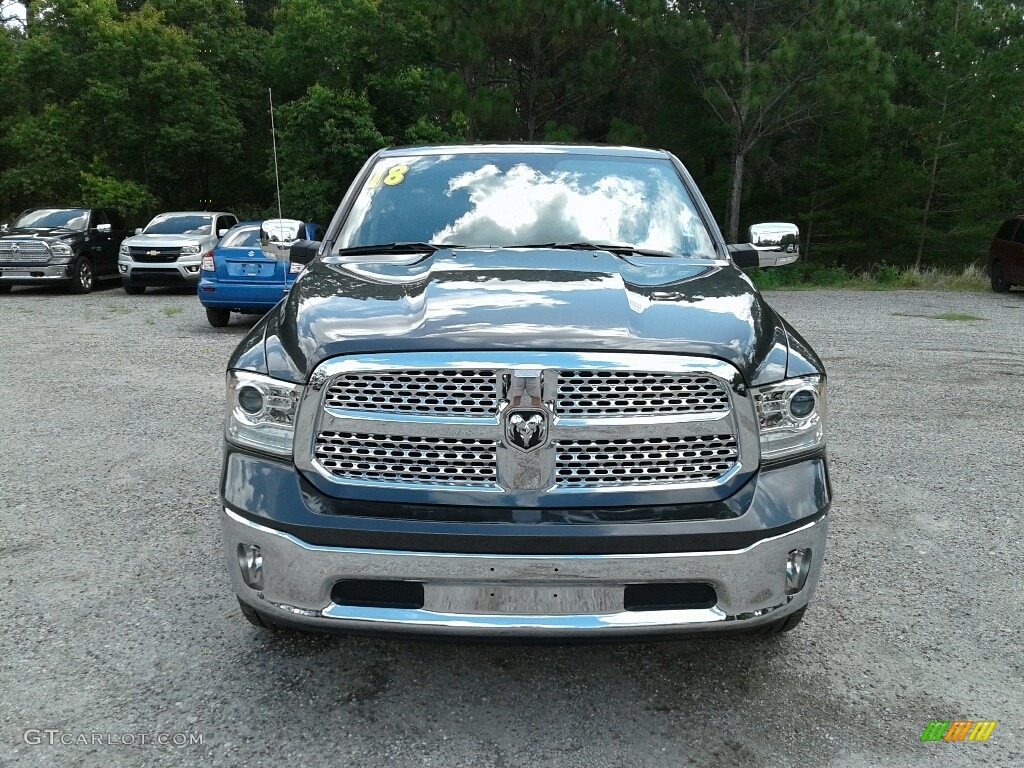 2018 1500 Laramie Crew Cab 4x4 - Granite Crystal Metallic / Black photo #8