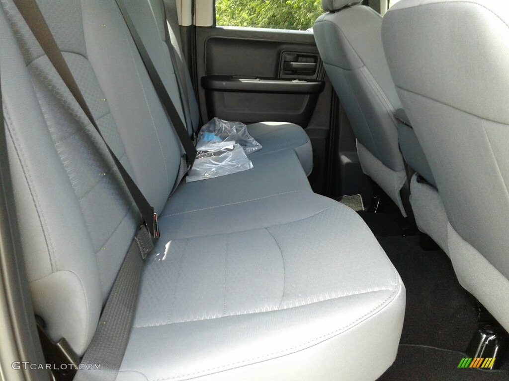 2018 1500 Express Quad Cab - Brilliant Black Crystal Pearl / Black/Diesel Gray photo #11