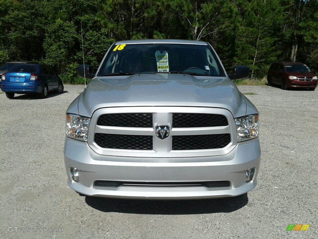 2018 1500 Express Quad Cab - Bright Silver Metallic / Black/Diesel Gray photo #8