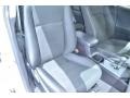 Super White - RAV4 LE Photo No. 18