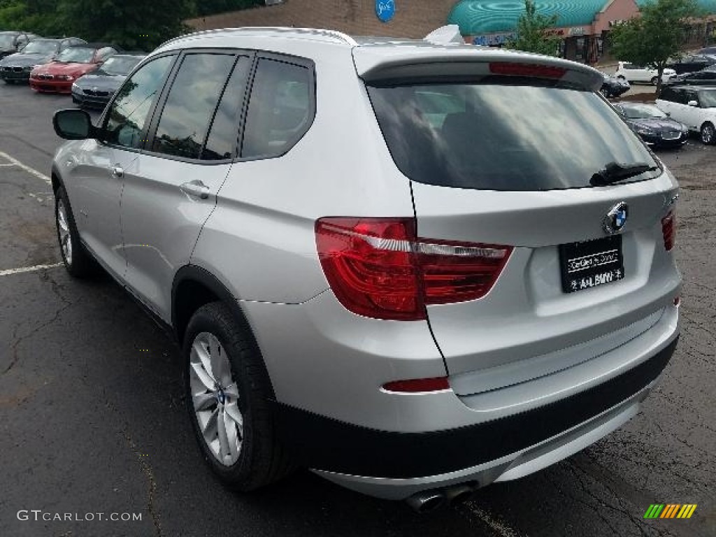 2014 X3 xDrive28i - Titanium Silver Metallic / Black photo #2