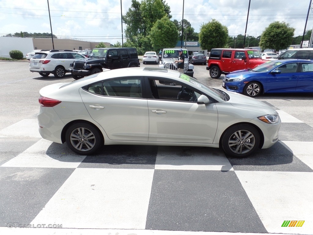 2018 Elantra Value Edition - Mineral Beige / Beige photo #3