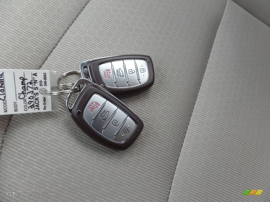 2018 Elantra Value Edition - Mineral Beige / Beige photo #20