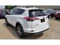 Super White - RAV4 XLE Photo No. 2