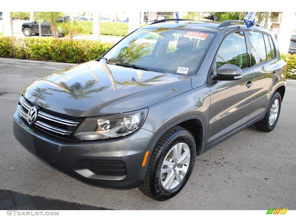 2017 Tiguan S - Pepper Gray Metallic / Charcoal photo #4
