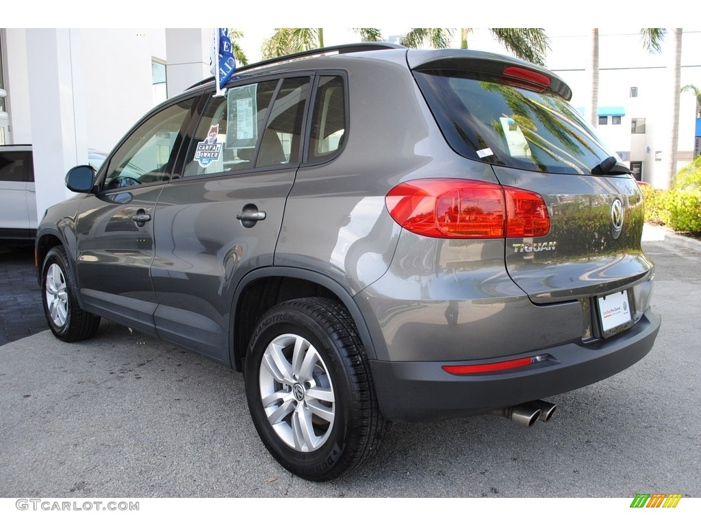 2017 Tiguan S - Pepper Gray Metallic / Charcoal photo #7