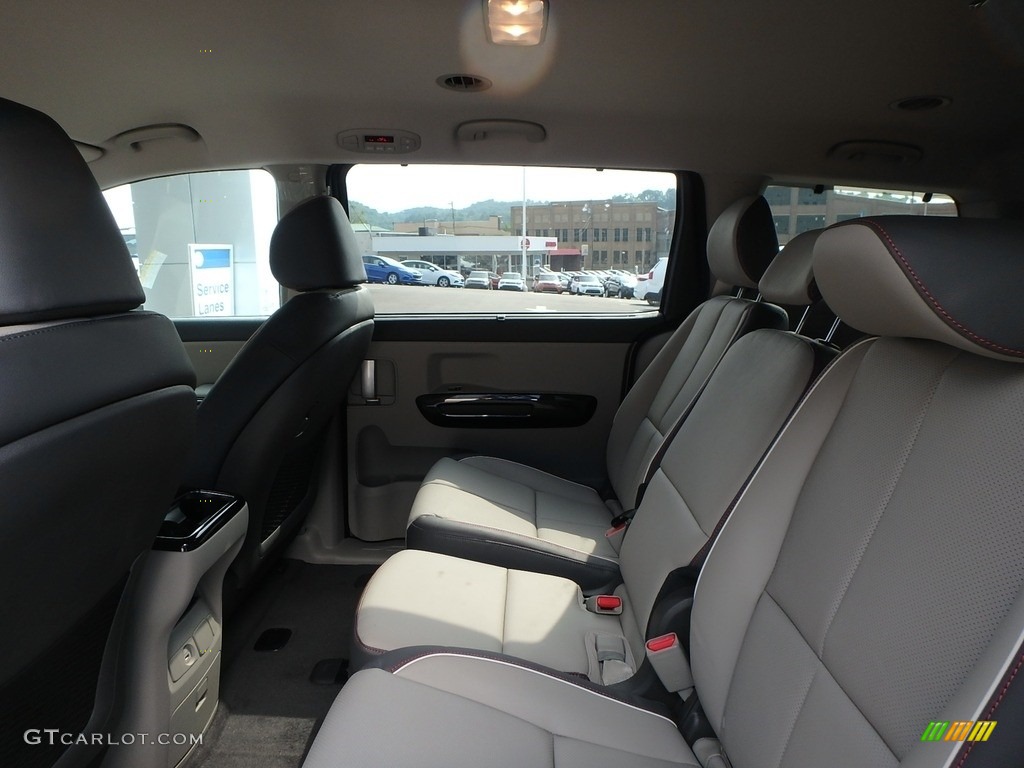 2018 Sedona EX - Platinum Graphite / Dark Graphite photo #12