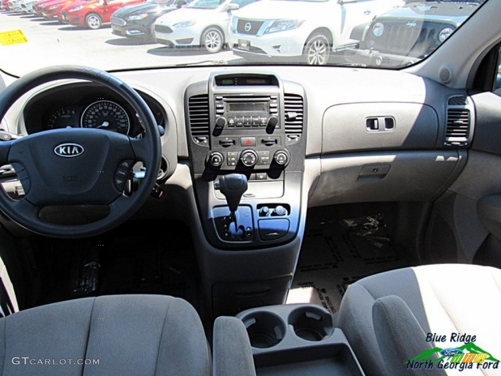 2006 Sedona LX - Glacier Blue / Gray photo #17