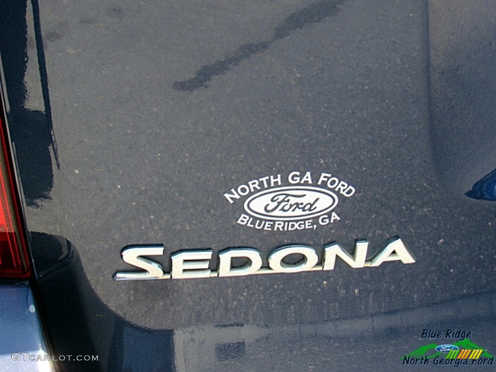 2006 Sedona LX - Glacier Blue / Gray photo #27