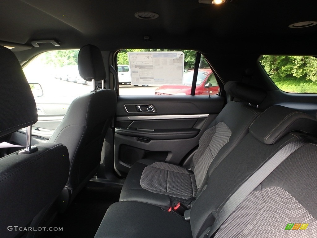 2018 Explorer XLT 4WD - Ruby Red / Ebony Black photo #12