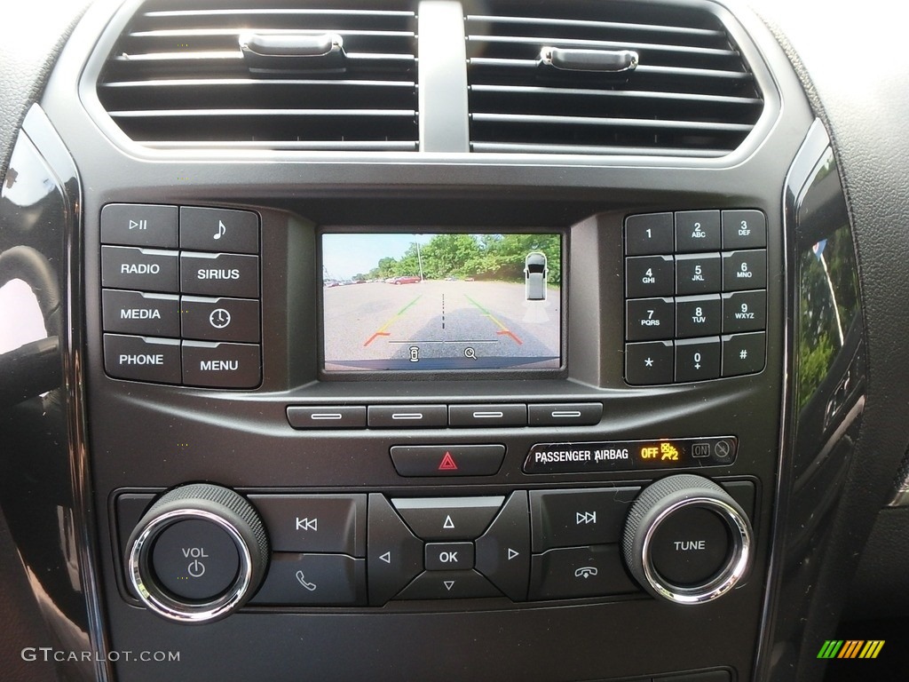2018 Explorer XLT 4WD - Ruby Red / Ebony Black photo #19