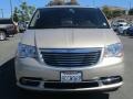 Cashmere Pearl - Town & Country Touring-L Photo No. 2