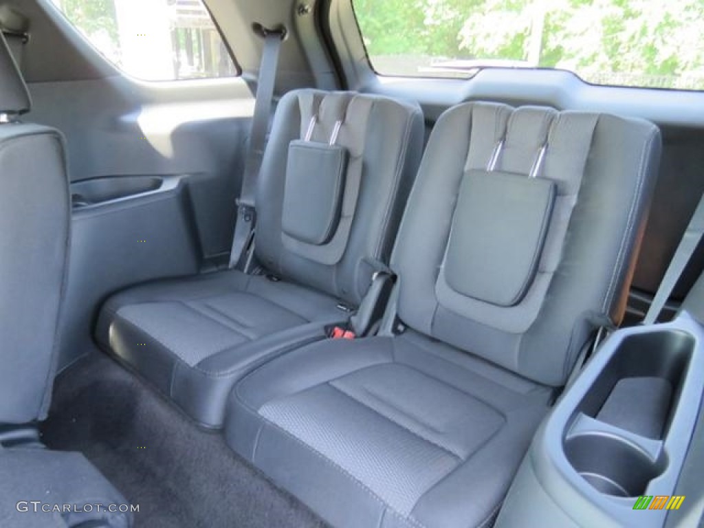 2018 Explorer XLT - Magnetic Metallic / Ebony Black photo #6