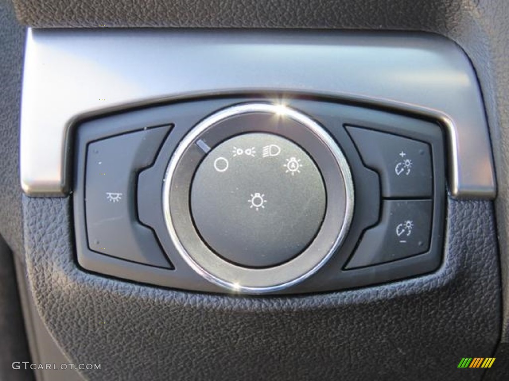 2018 Explorer XLT - Magnetic Metallic / Ebony Black photo #22