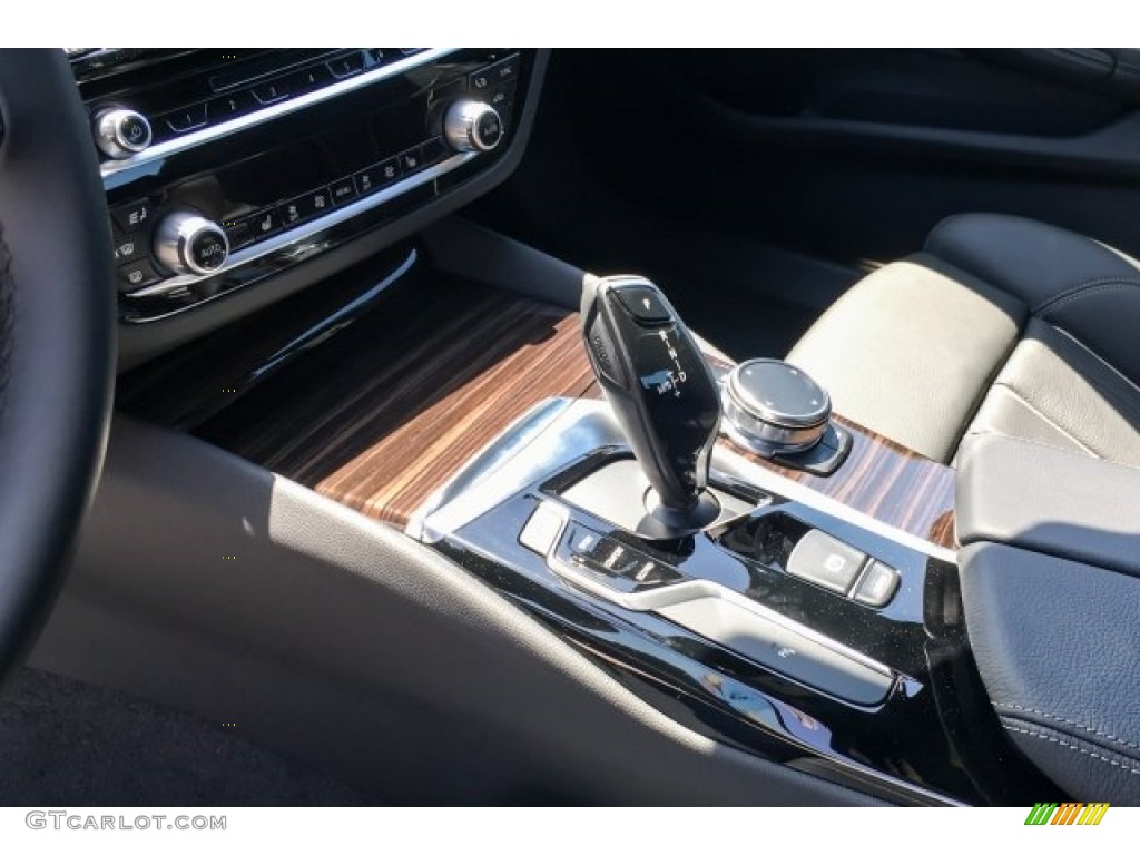 2018 5 Series 530i Sedan - Black Sapphire Metallic / Black photo #7