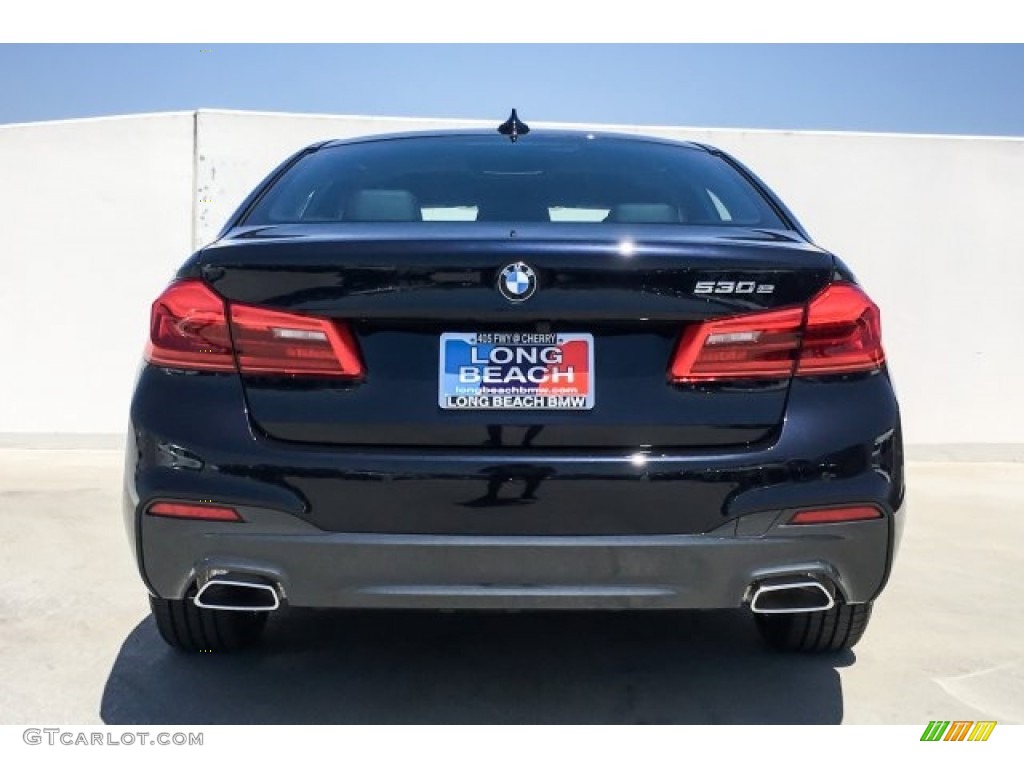 2018 5 Series 530e iPerfomance Sedan - Carbon Black Metallic / Black photo #4
