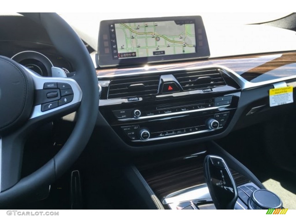 2018 5 Series 530e iPerfomance Sedan - Carbon Black Metallic / Black photo #6