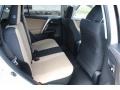 Super White - RAV4 XLE Photo No. 32