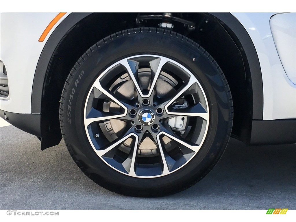 2018 BMW X5 sDrive35i Wheel Photos