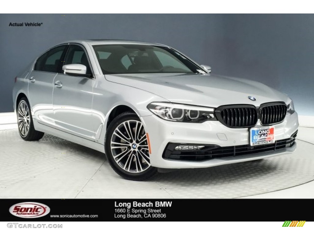 2018 5 Series 530i Sedan - Glacier Silver Metallic / Black photo #1