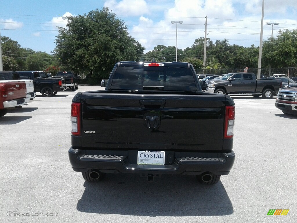 2019 1500 Big Horn Quad Cab - Diamond Black Crystal Pearl / Black/Diesel Gray photo #4