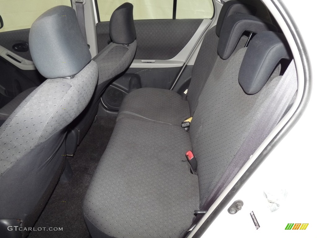 2009 Yaris 5 Door Liftback - Polar White / Dark Charcoal photo #8