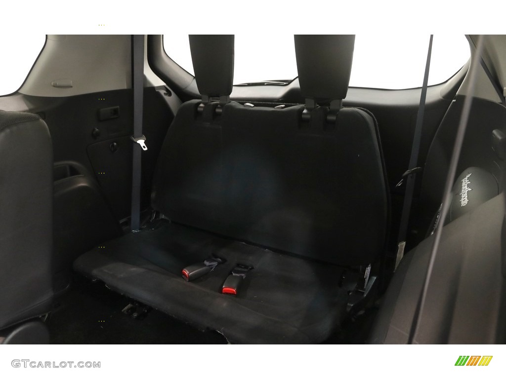 2010 Outlander SE 4WD - Graphite Gray Pearl / Black photo #15