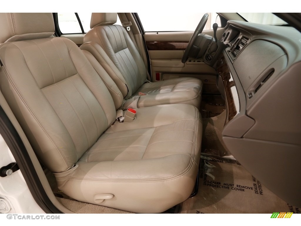 2010 Grand Marquis LS Ultimate Edition - Vibrant White / Medium Light Stone photo #15