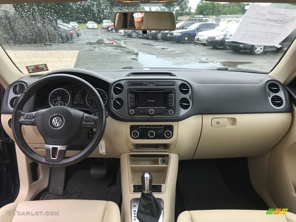 2012 Tiguan SE 4Motion - Night Blue Metallic / Beige photo #13