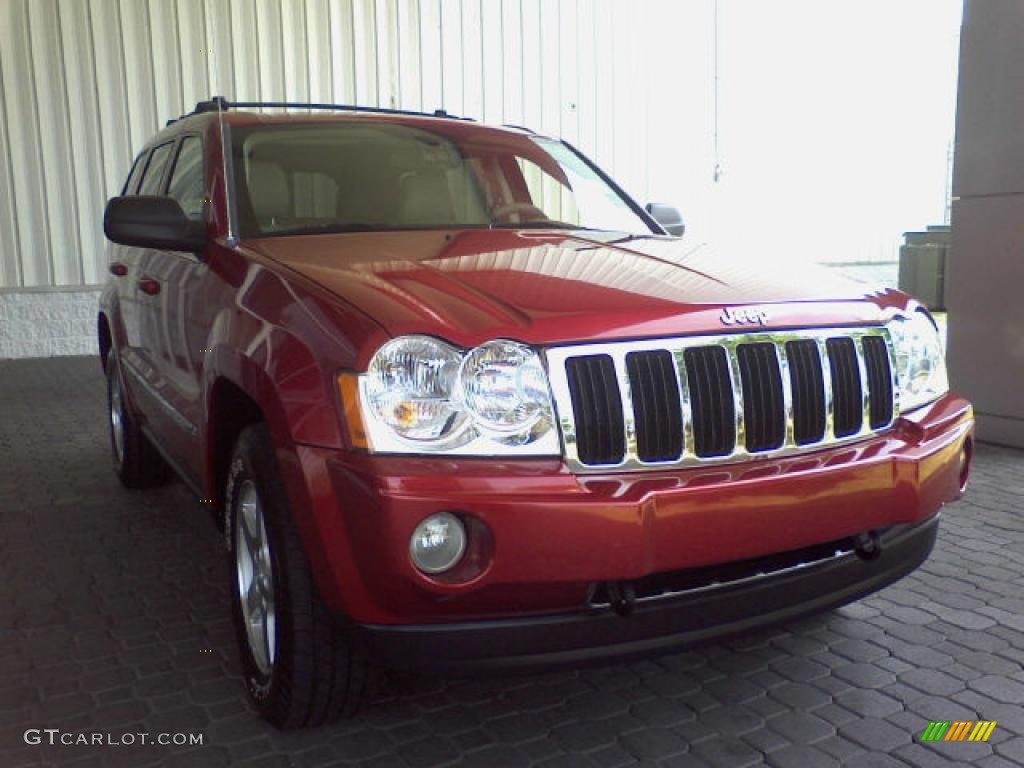 2005 Grand Cherokee Limited 4x4 - Inferno Red Crystal Pearl / Dark Khaki/Light Graystone photo #1