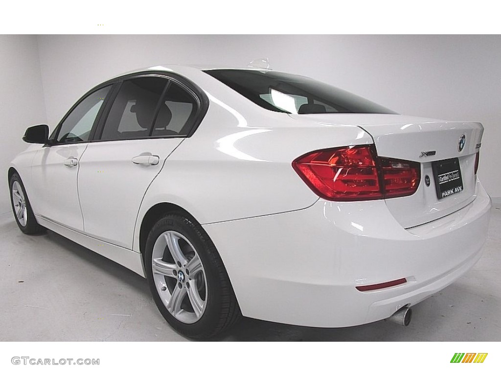 2015 3 Series 320i xDrive Sedan - Alpine White / Black photo #3