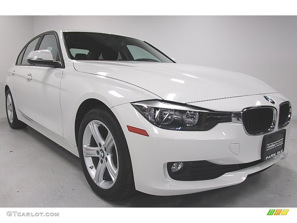 2015 3 Series 320i xDrive Sedan - Alpine White / Black photo #6