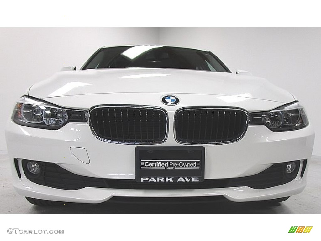 2015 3 Series 320i xDrive Sedan - Alpine White / Black photo #9