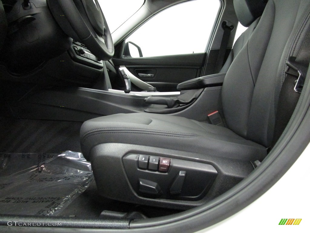 2015 3 Series 320i xDrive Sedan - Alpine White / Black photo #12