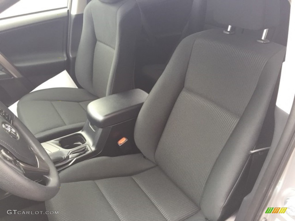 2018 RAV4 LE - Silver Sky Metallic / Black photo #11