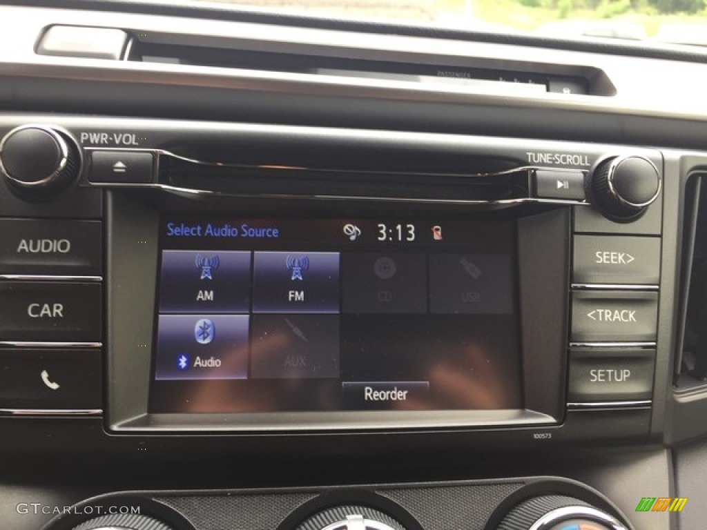 2018 RAV4 LE - Silver Sky Metallic / Black photo #18
