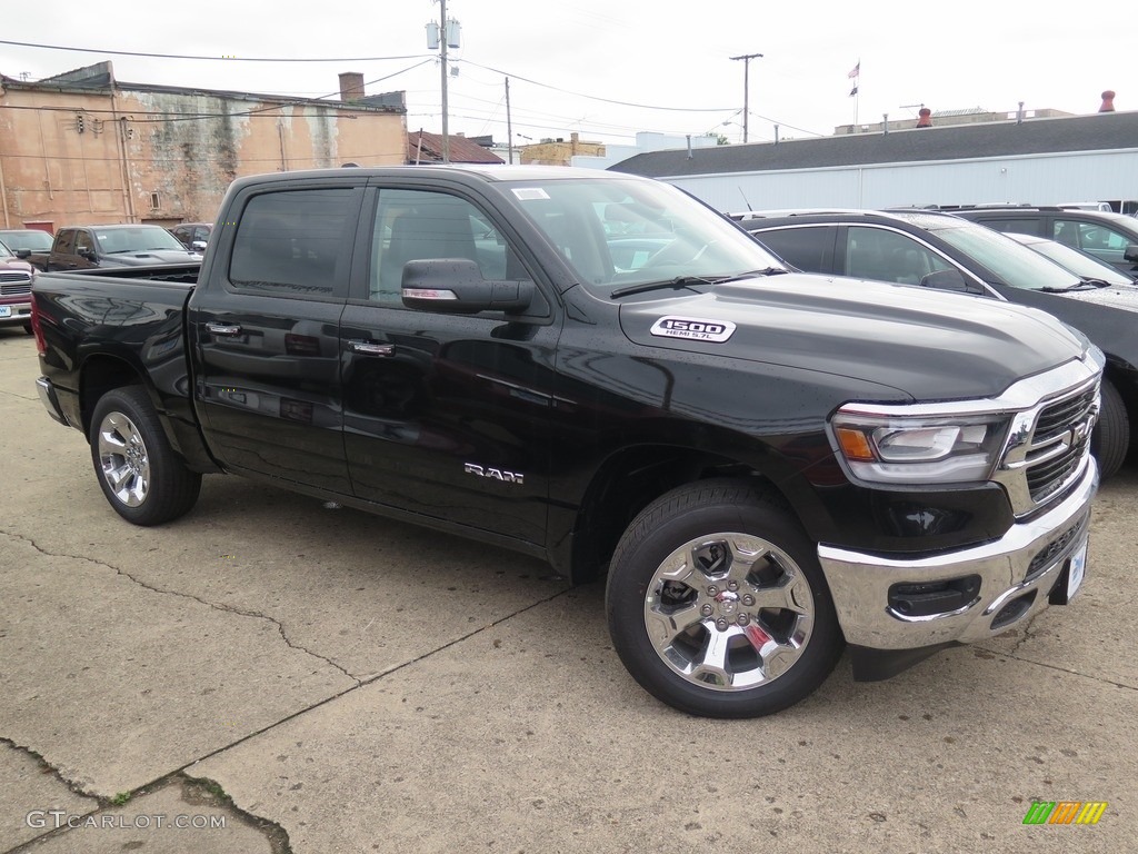 2019 1500 Big Horn Crew Cab 4x4 - Diamond Black Crystal Pearl / Black photo #6