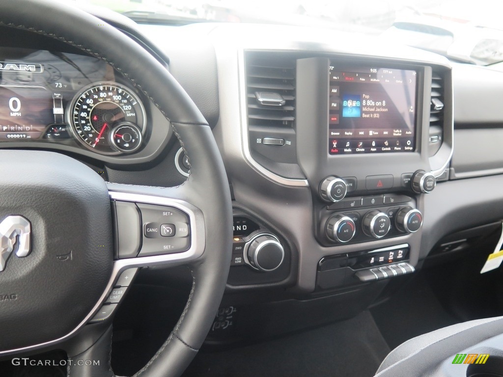 2019 1500 Big Horn Crew Cab 4x4 - Diamond Black Crystal Pearl / Black photo #20