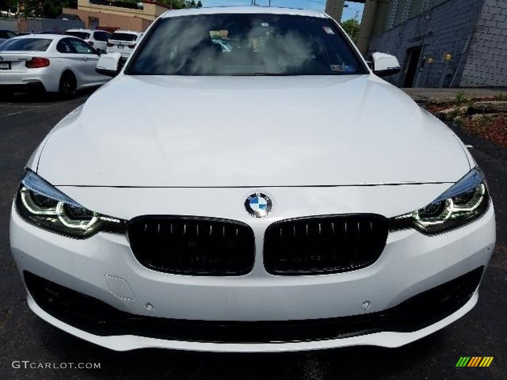 2018 3 Series 340i xDrive Sedan - Alpine White / Black photo #8