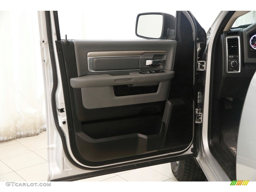 2017 1500 Big Horn Quad Cab 4x4 - Bright Silver Metallic / Black/Diesel Gray photo #4