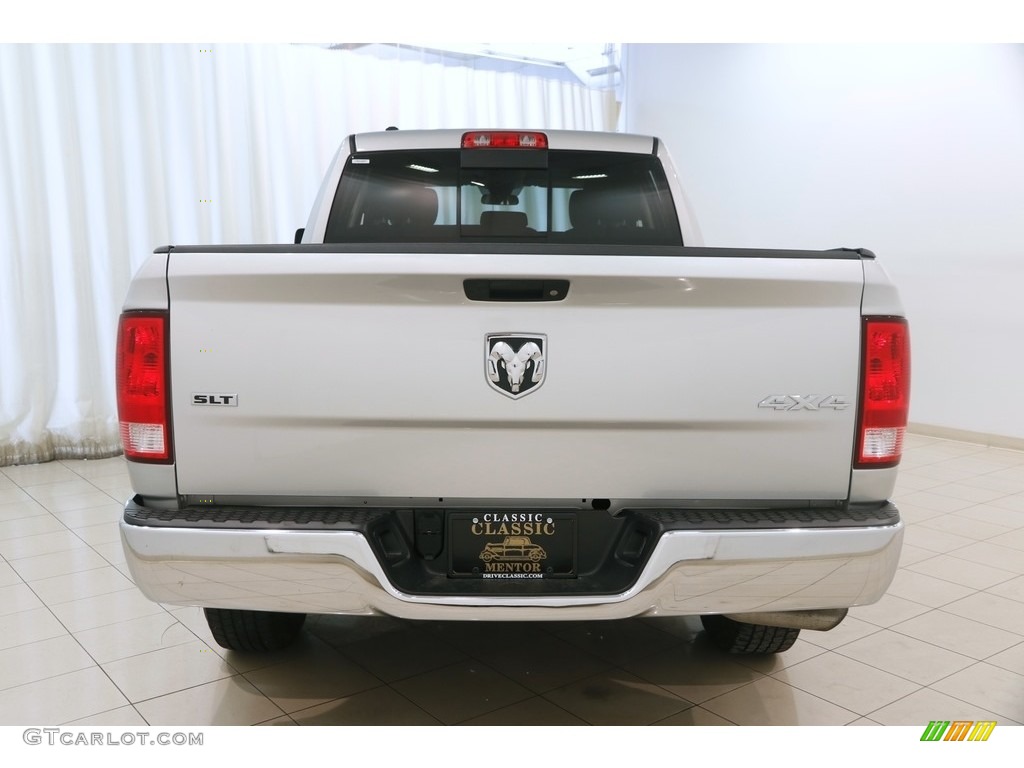 2017 1500 Big Horn Quad Cab 4x4 - Bright Silver Metallic / Black/Diesel Gray photo #16