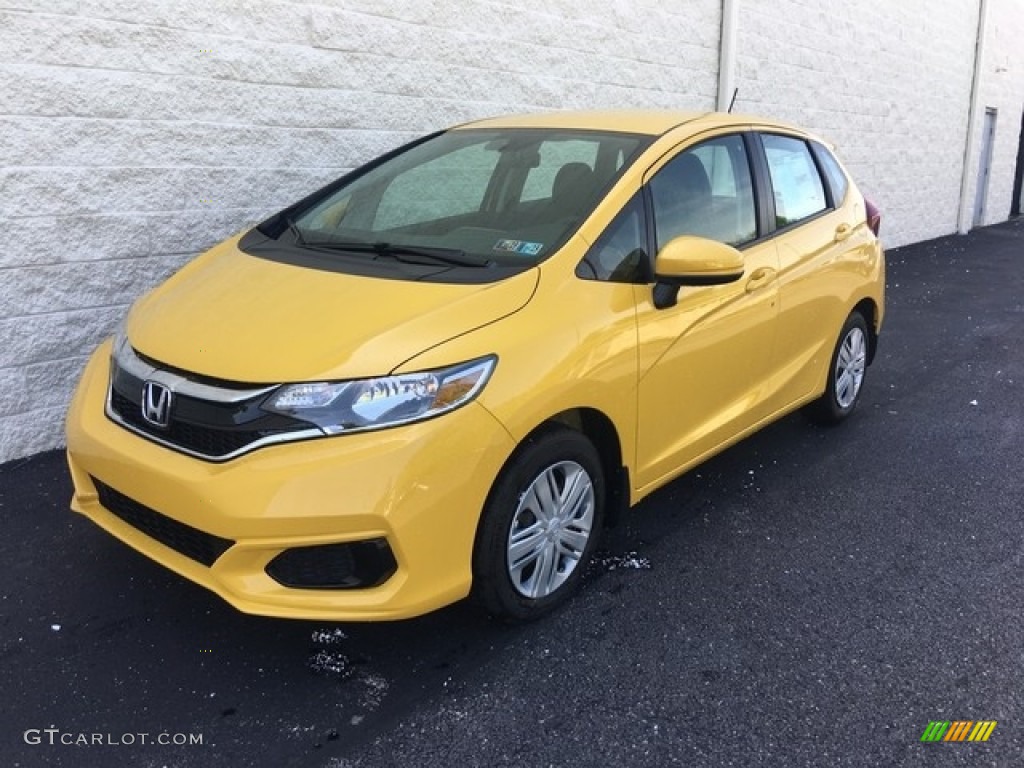 Helios Yellow Pearl 2019 Honda Fit LX Exterior Photo #127675959