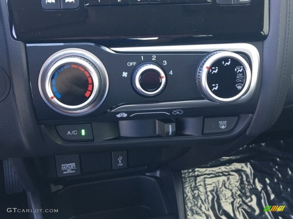 2019 Honda Fit LX Controls Photo #127676121