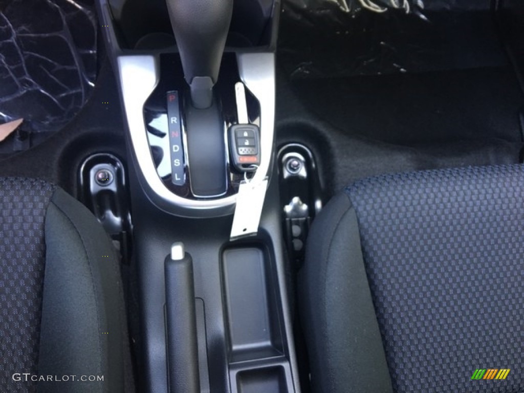 2019 Honda Fit LX Controls Photo #127676136