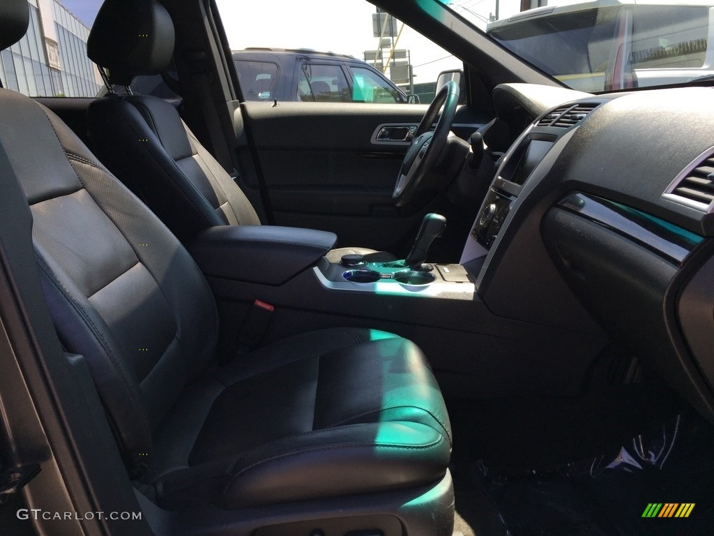2015 Explorer Limited 4WD - Dark Side / Charcoal Black photo #26